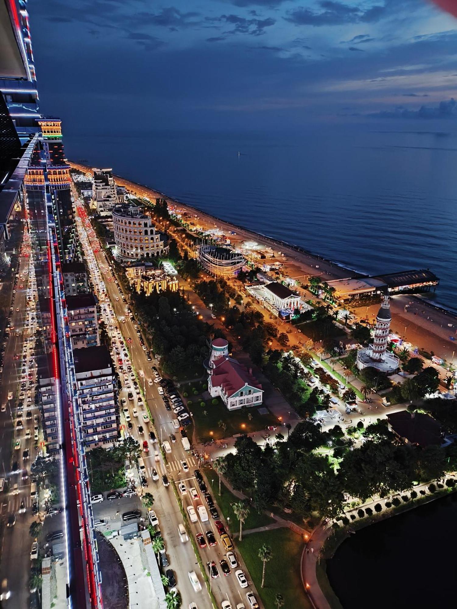 Orbi-City Batumi Apartments Sea View Exterior foto