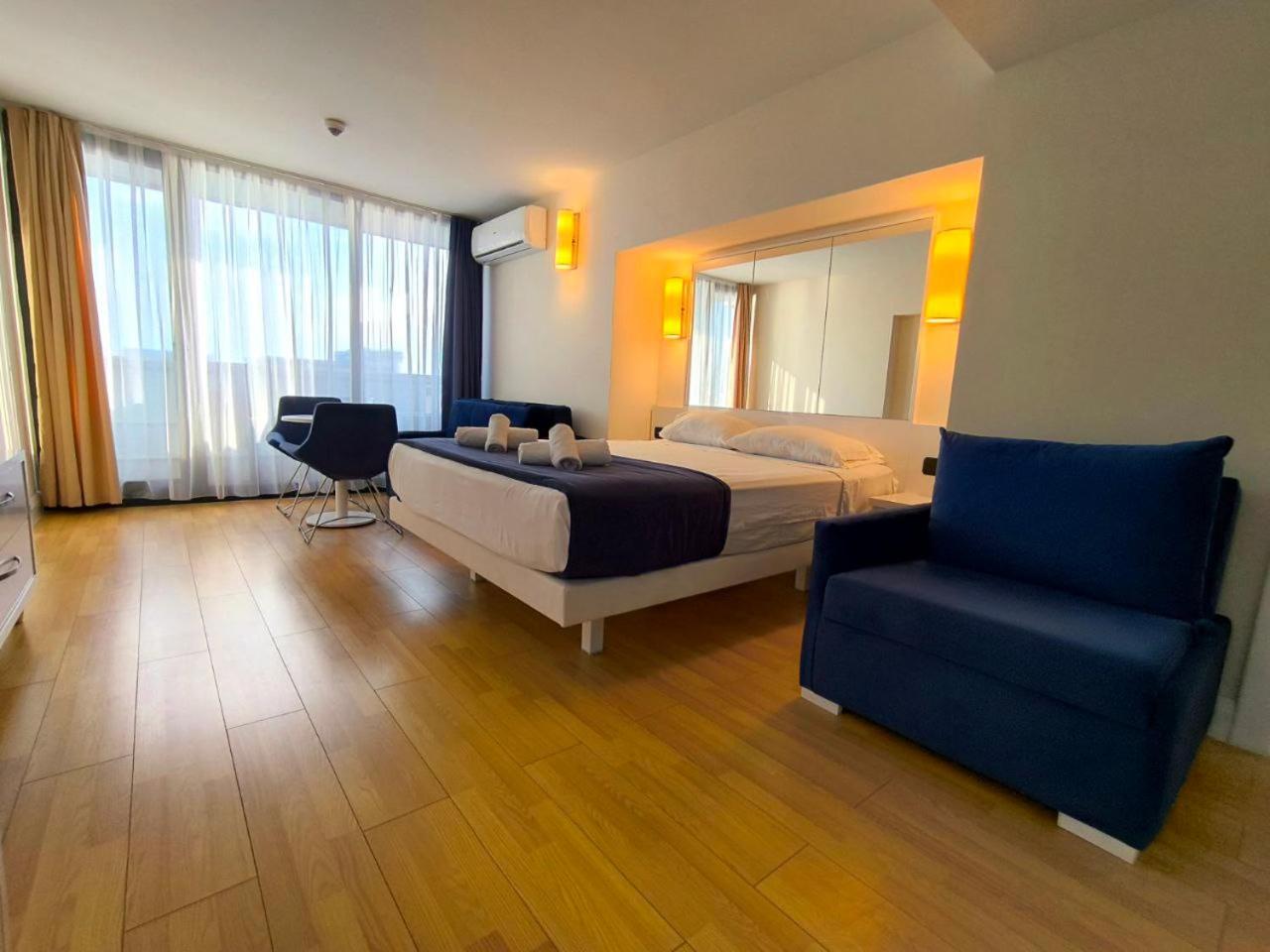 Orbi-City Batumi Apartments Sea View Exterior foto